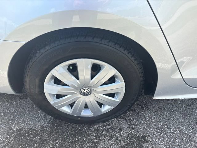 Used 2016 Volkswagen Jetta S FWD image 5