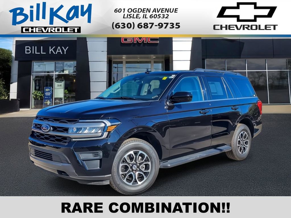 Used 2024 Ford Expedition XLT image 1