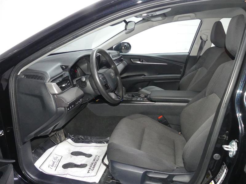Used 2025 Toyota Camry LE image 21