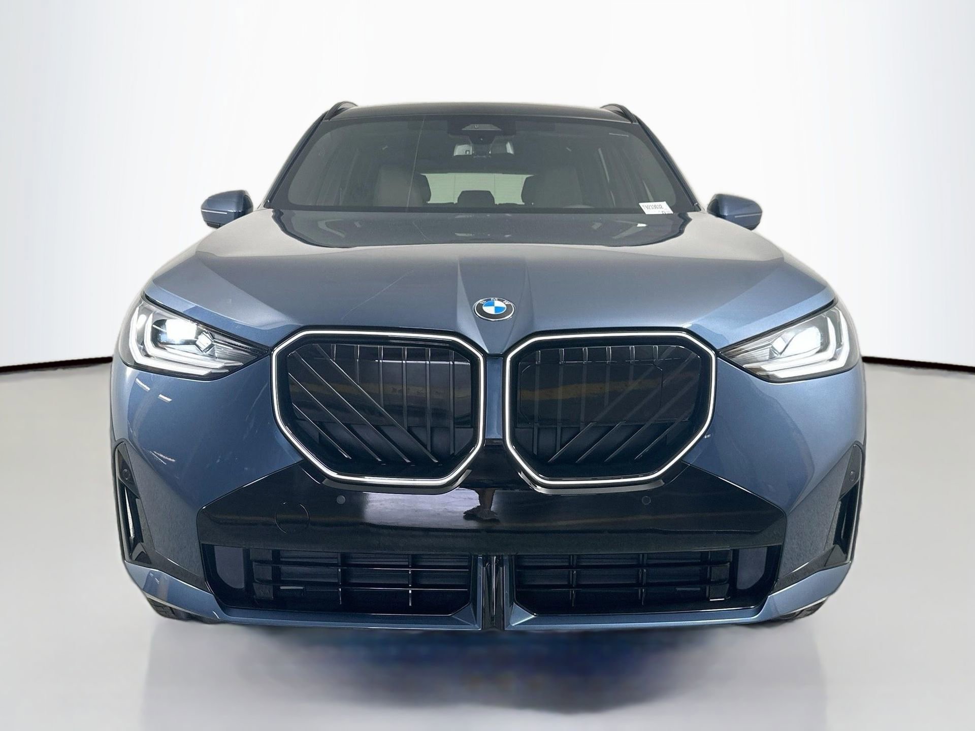 Certified 2026 BMW X3 xDrive30 w/ M Sport Package image 3