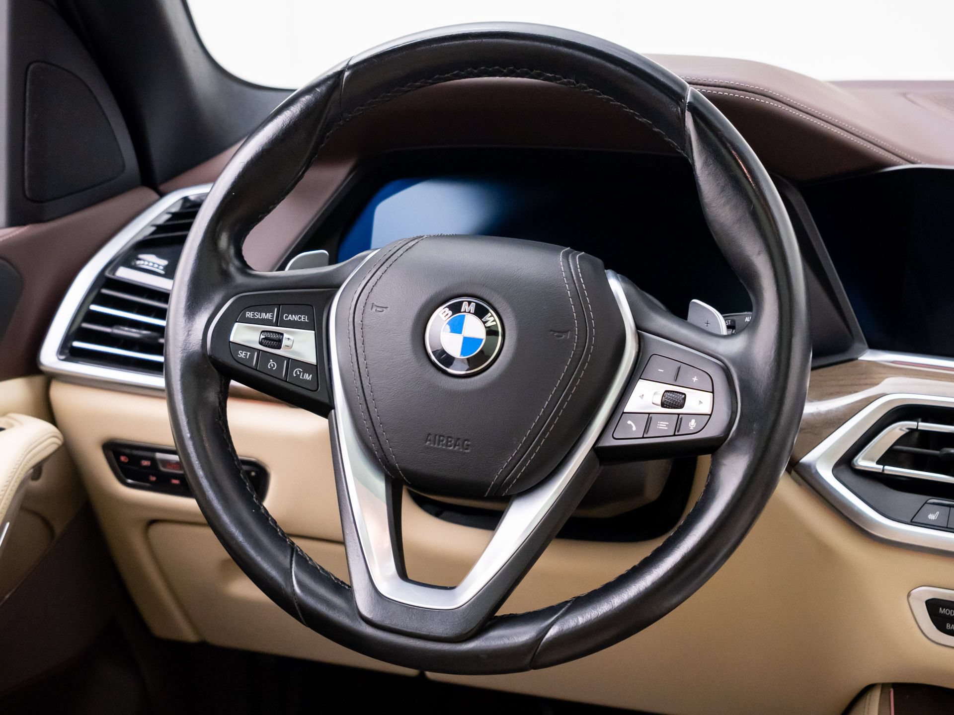 Used 2019 BMW X5 xDrive40i w/ Executive Package AWD/4WD image 12