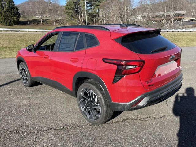 New 2026 Chevrolet Trax RS w/ Sunroof Package image 5