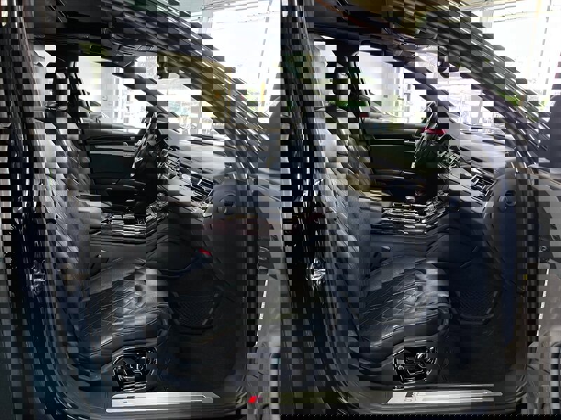 Used 2014 Audi S8 image 35