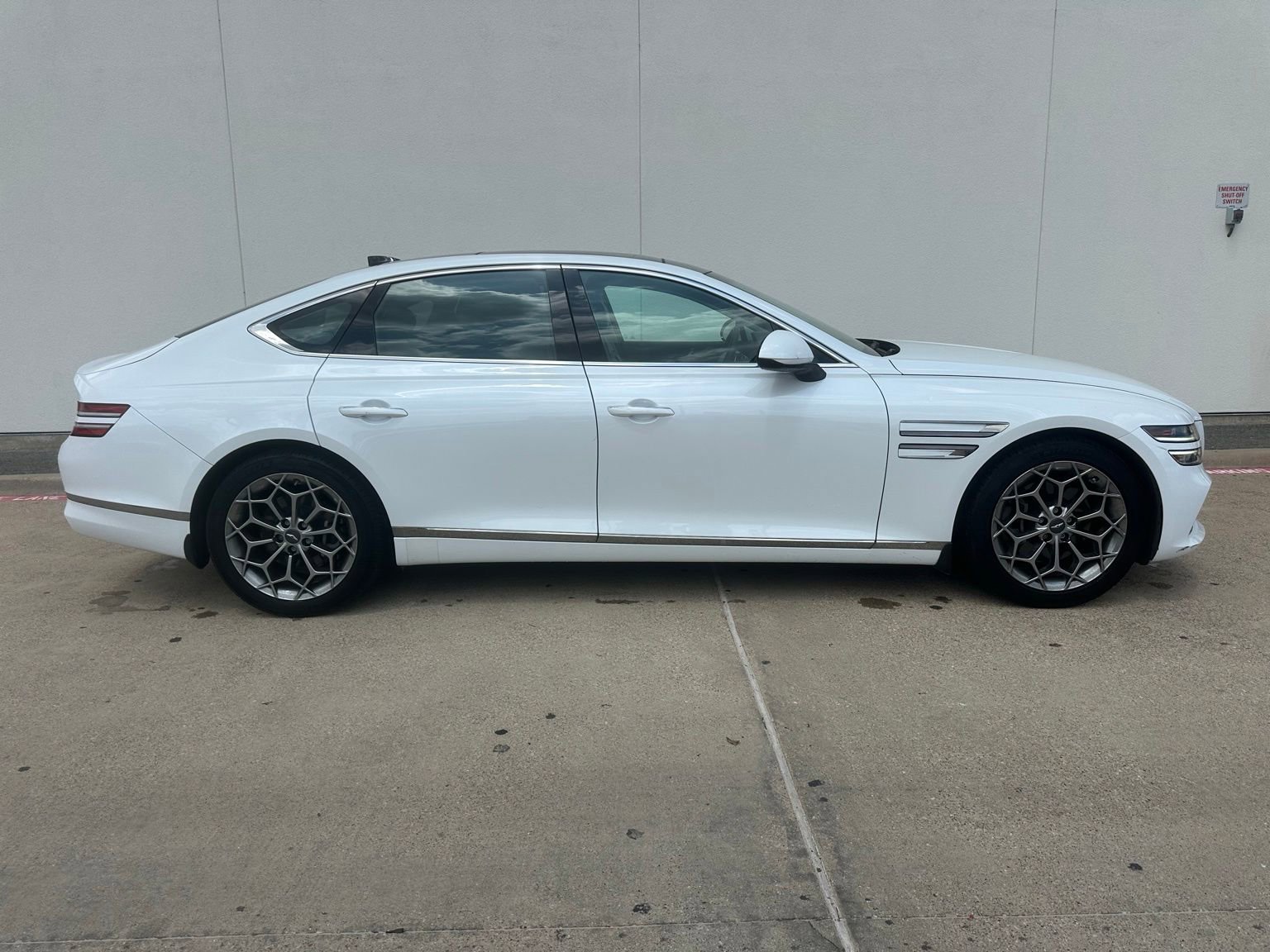 Used 2023 Genesis G80 2.5T w/ Advanced Package AWD/4WD image 9