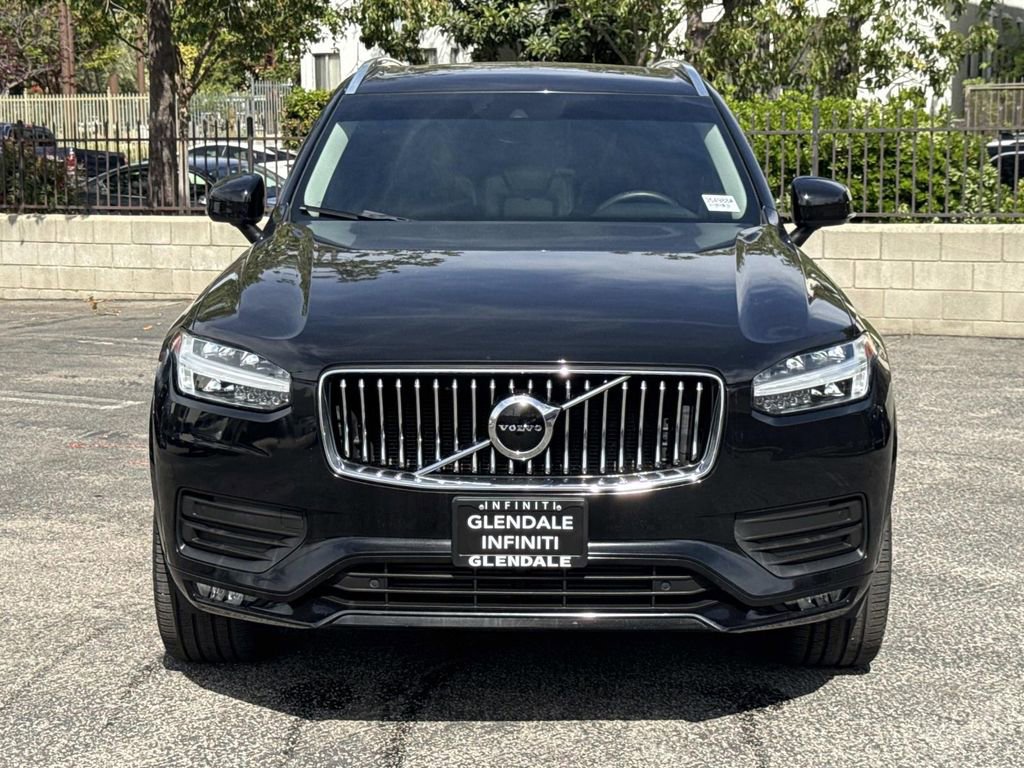 Used 2020 Volvo XC90 T6 Momentum image 3