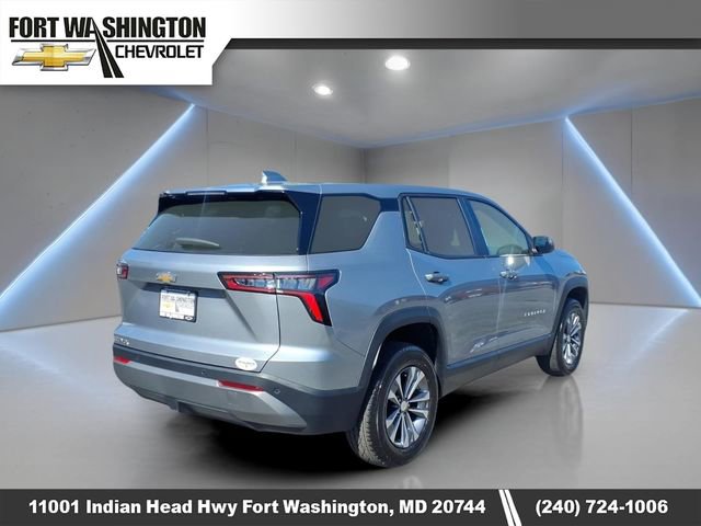 Used 2026 Chevrolet Equinox LT FWD image 2