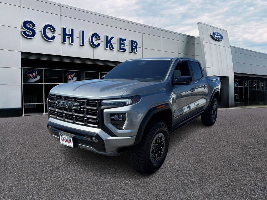 Used 2024 GMC Canyon AT4X AWD/4WD image 4