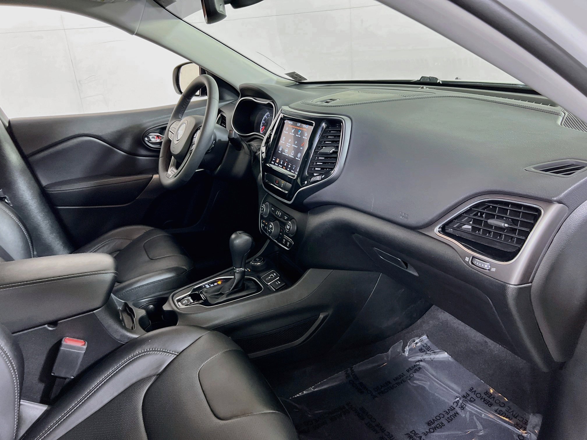 Used 2022 Jeep Cherokee Limited w/ Elite Package image 29