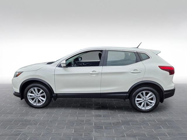 Used 2018 Nissan Rogue Sport AWD image 4