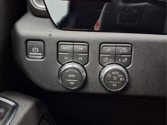 New 2026 GMC Sierra 2500 SLT AWD/4WD image 10