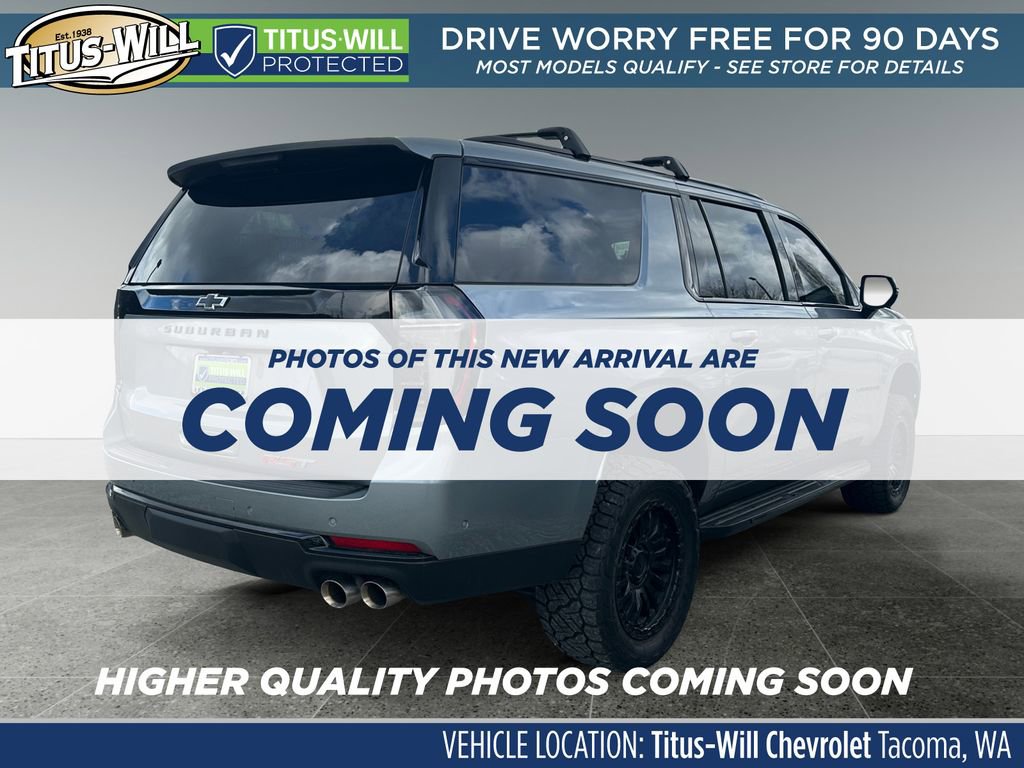Used 2025 Chevrolet Suburban RST w/ RST Capability Package AWD/4WD image 4