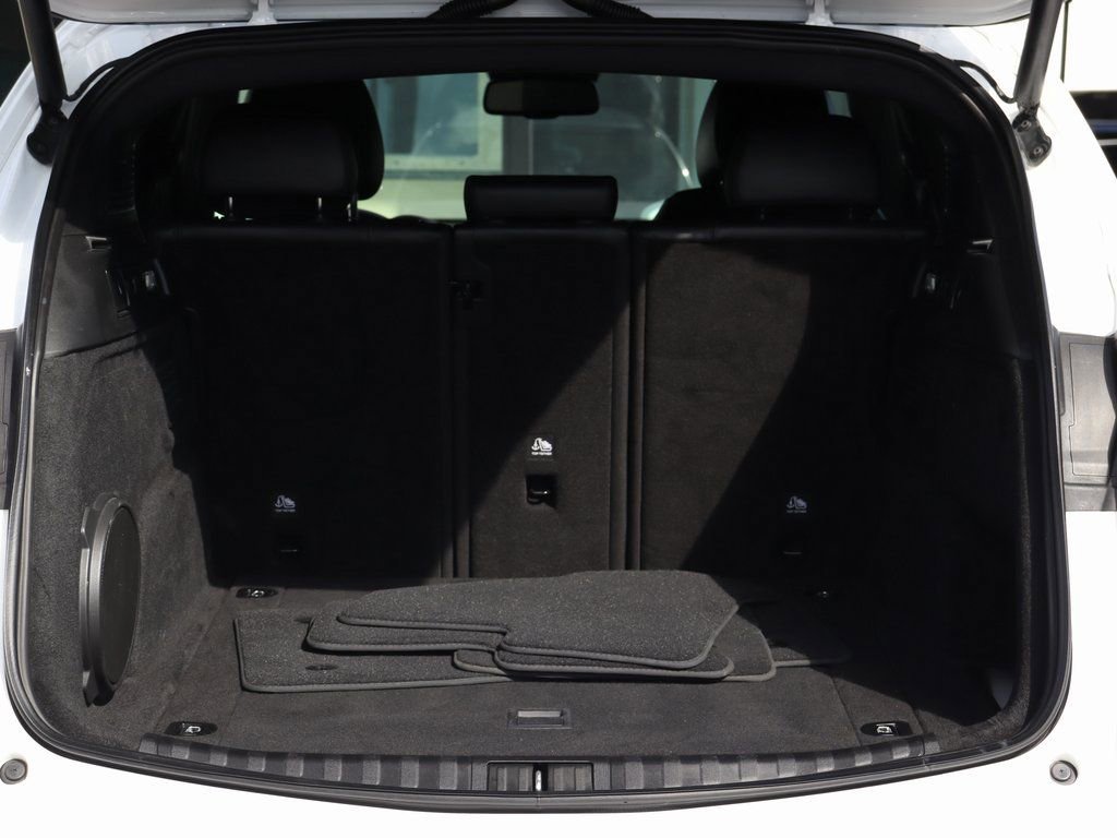 Used 2023 Alfa Romeo Stelvio Veloce image 8