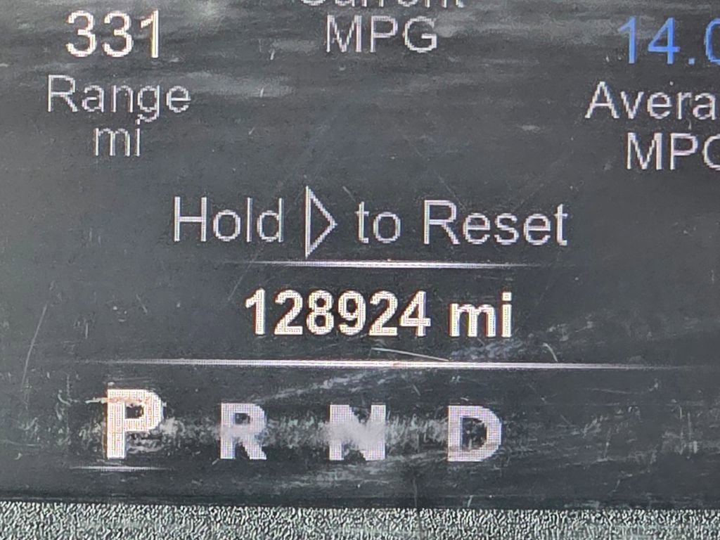Used 2018 RAM 3500 Laramie w/ Convenience Group AWD/4WD image 40