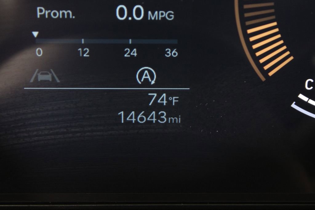 Used 2025 Hyundai Santa Fe SE image 27