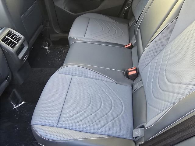 New 2026 Volkswagen Tiguan SE R-Line image 9