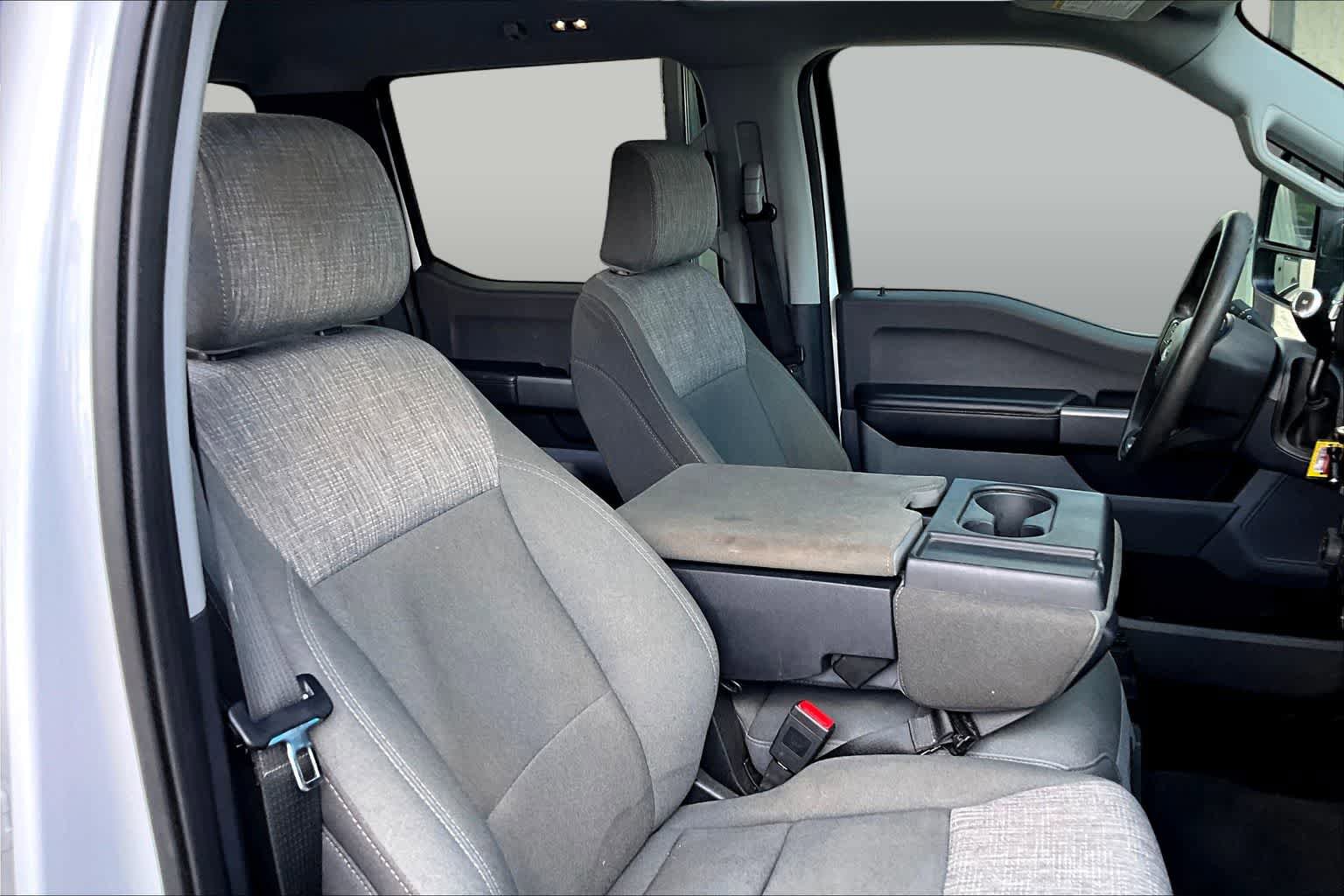 Used 2025 Ford F250 XLT AWD/4WD image 9