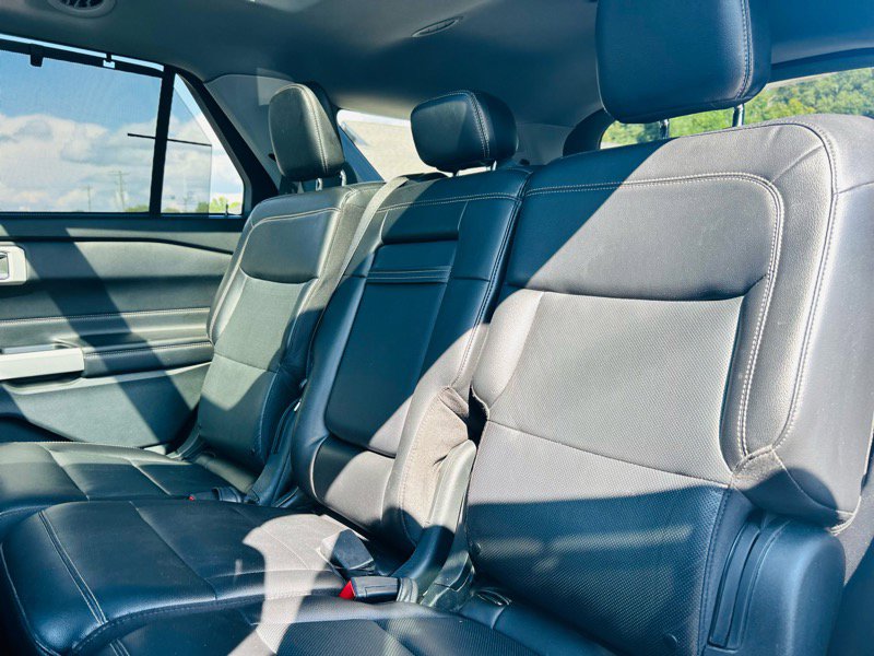 Used 2021 Ford Explorer Limited w/ Equipment Group 301A image 52