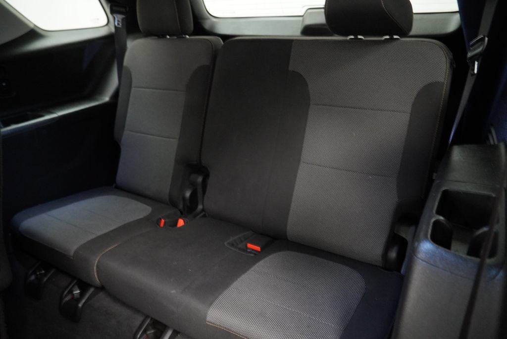 Used 2018 Chevrolet Traverse LT FWD image 13