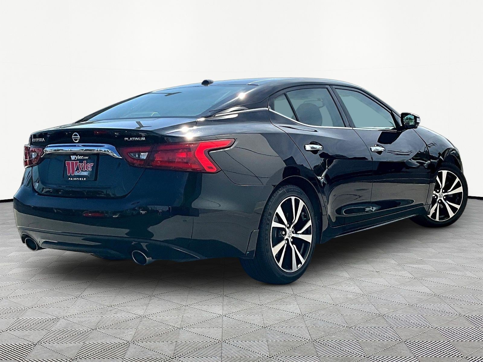 Used 2018 Nissan Maxima Platinum FWD image 6