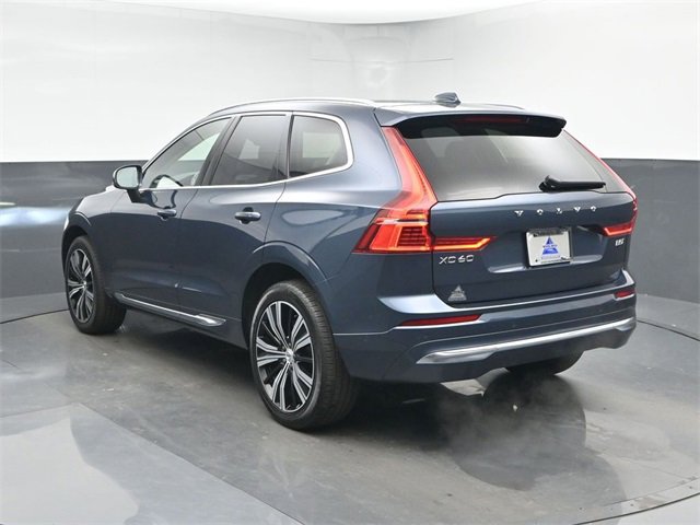 Used 2023 Volvo XC60 B5 Plus image 6