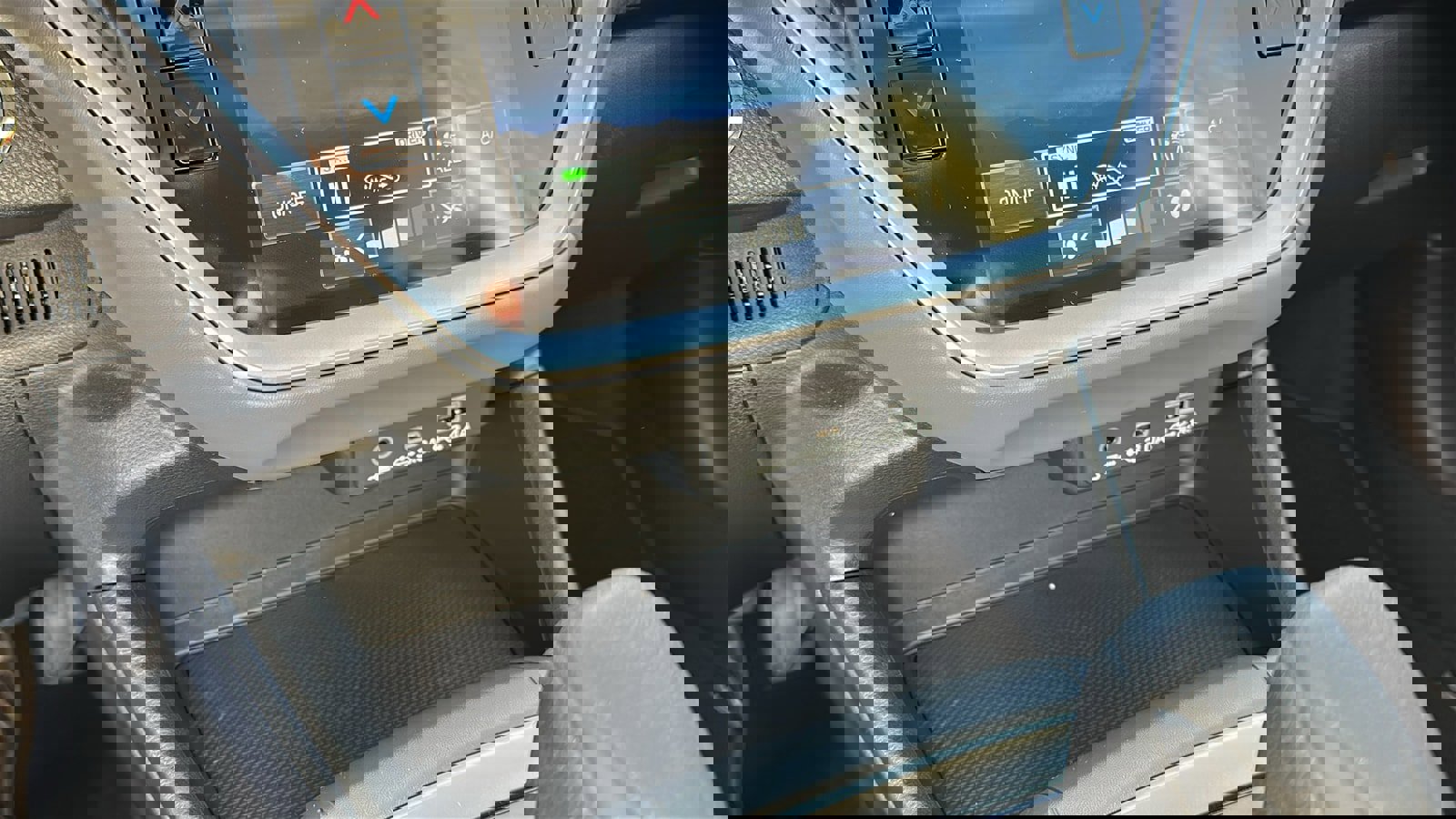 Certified 2025 Subaru Crosstrek 2.0i Premium image 17