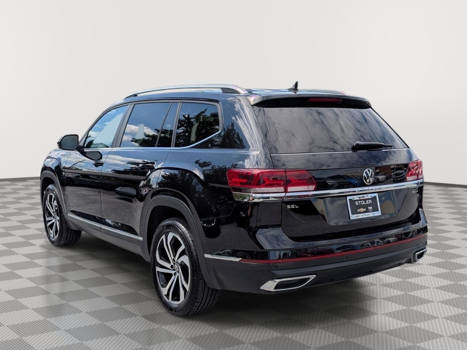 Used 2023 Volkswagen Atlas SEL AWD/4WD image 3