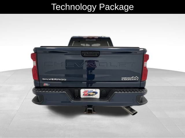 Used 2023 Chevrolet Silverado 2500 High Country w/ Z71 Off-Road Package image 5
