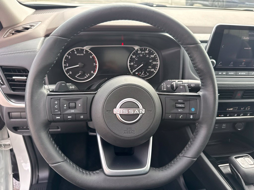 Certified 2023 Nissan Rogue SV w/ SV Premium B Package AWD/4WD image 7
