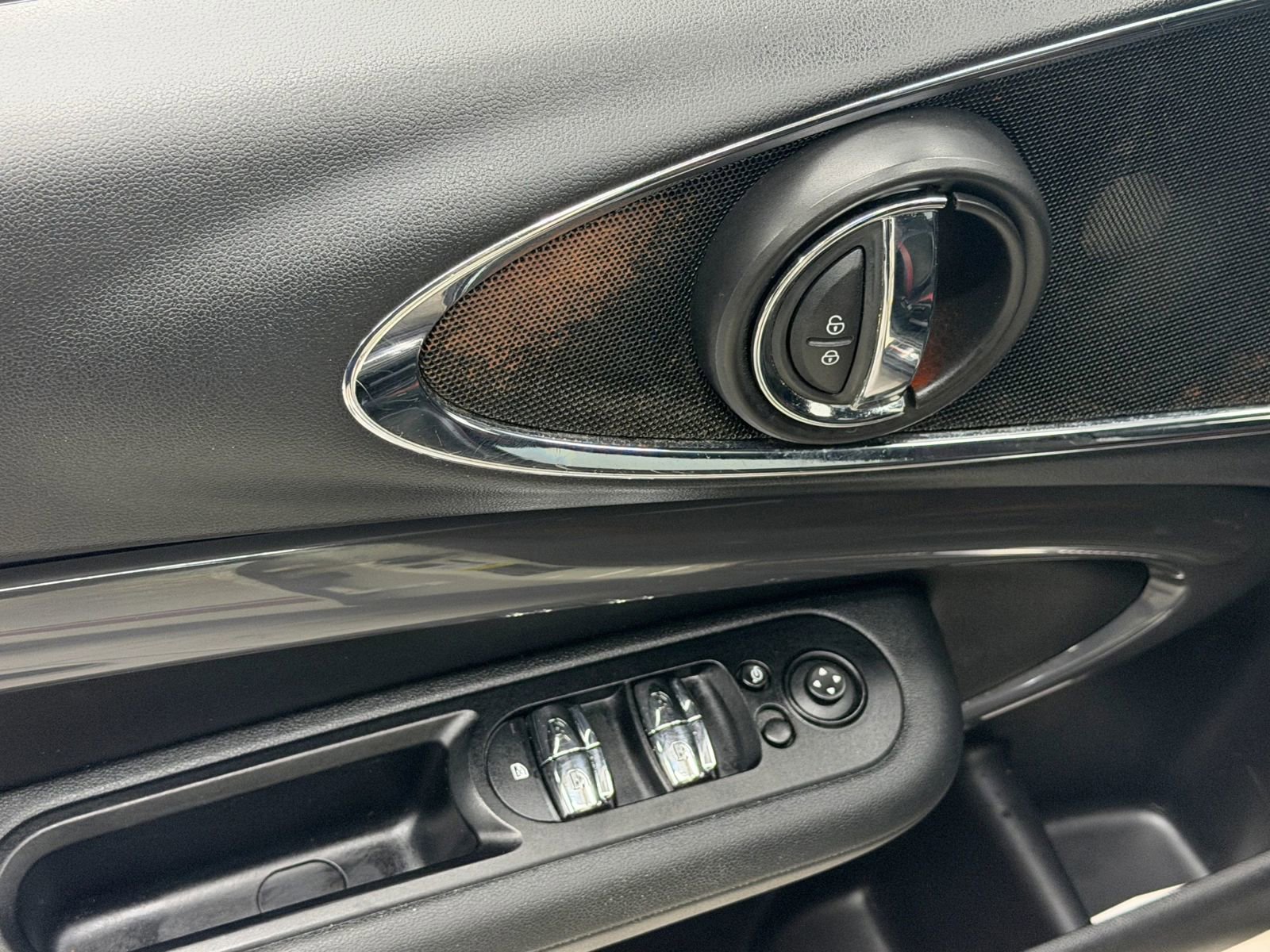 Used 2018 MINI Cooper Clubman John Cooper Works AWD/4WD image 22
