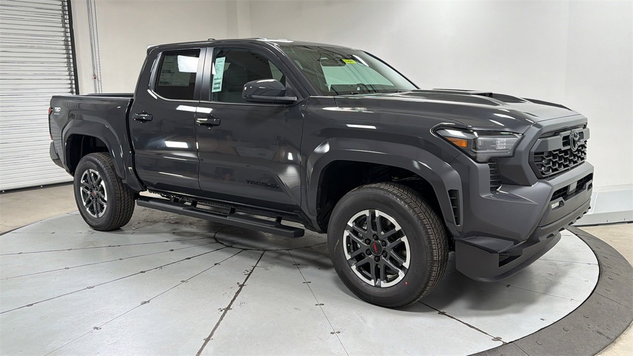 New 2026 Toyota Tacoma TRD Sport image 3