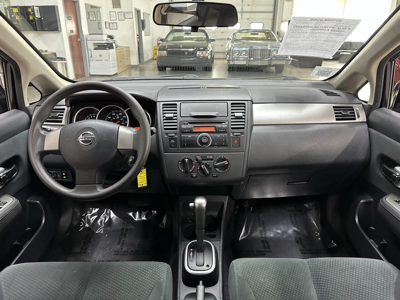 Used 2011 Nissan Versa 1.8 S image 18