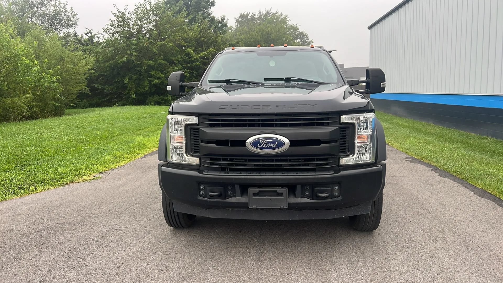 Used 2019 Ford F550 2WD Regular Cab Super Duty w/ Power Equipment Group image 2