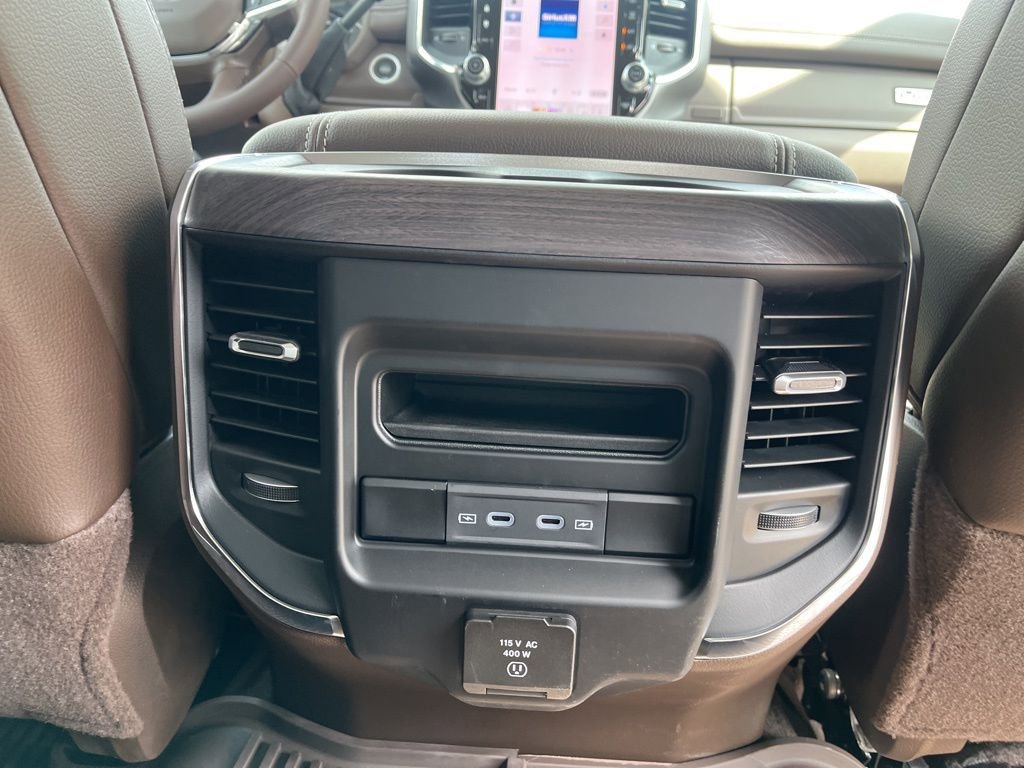 New 2026 RAM 2500 Laramie AWD/4WD image 20