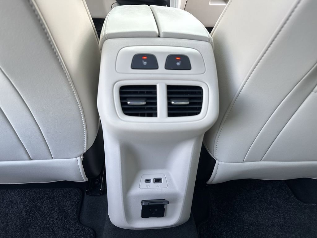 Certified 2023 Buick Envision Avenir AWD/4WD image 28
