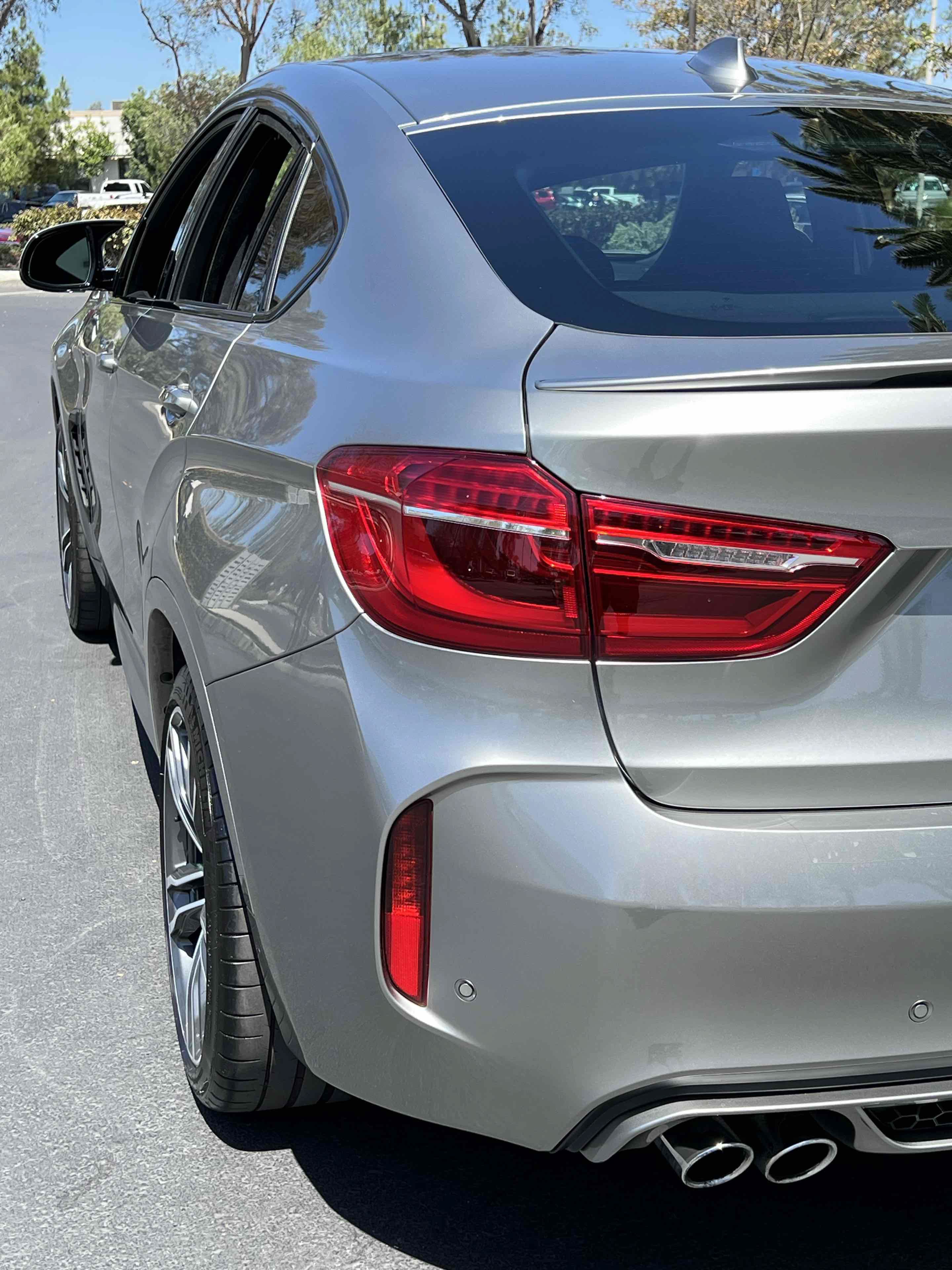 Used 2017 BMW X6 M AWD/4WD image 50
