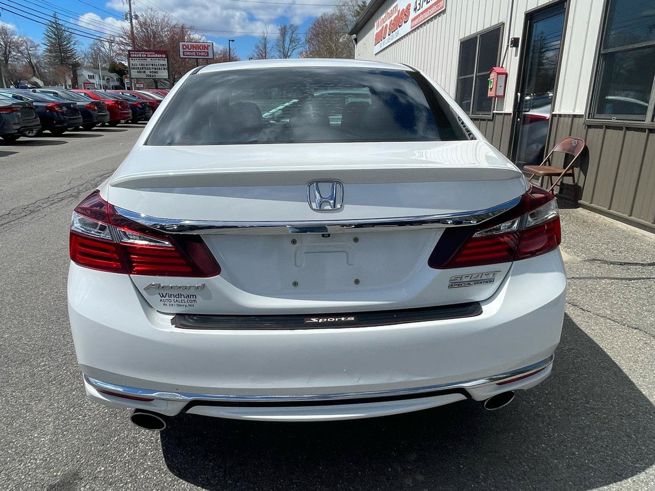Used 2017 Honda Accord Sport Special Edition image 5