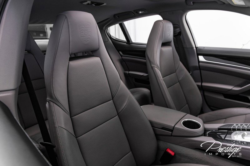 Used 2010 Porsche Panamera S image 38