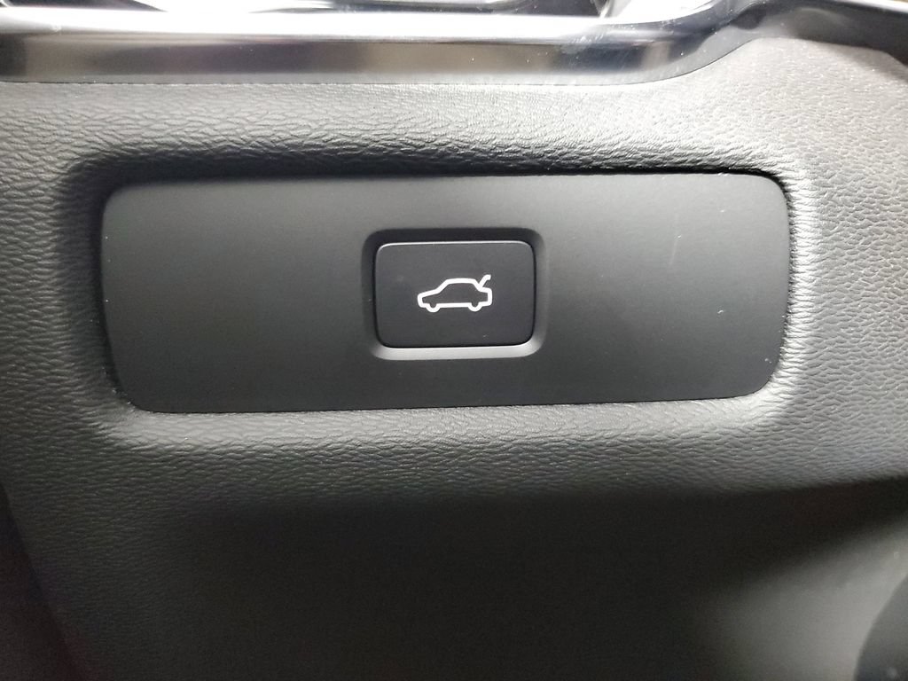 New 2026 Volvo V60 B5 Cross Country Ultra w/ Protection Package Premier AWD/4WD image 35