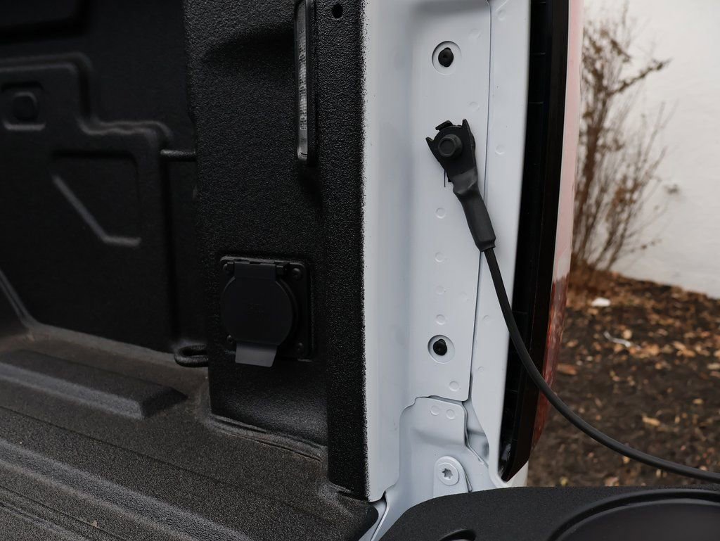 New 2026 GMC Sierra 2500 SLE image 19