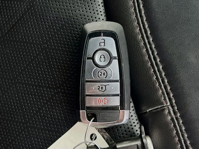 Used 2023 Ford Explorer Platinum w/ Technology Package image 33