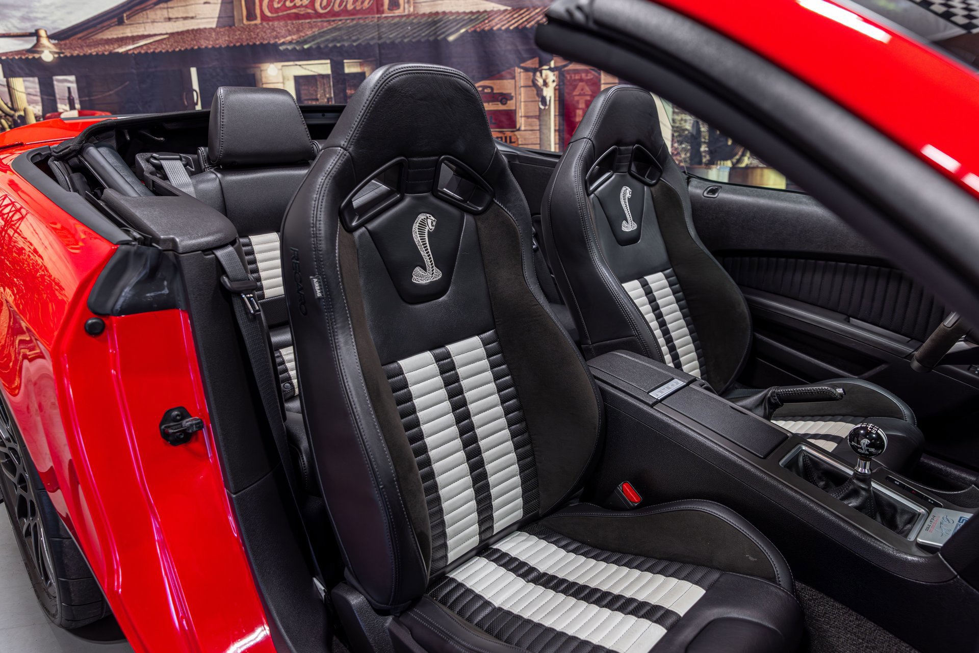 Used 2013 Ford Mustang Shelby GT500 image 20