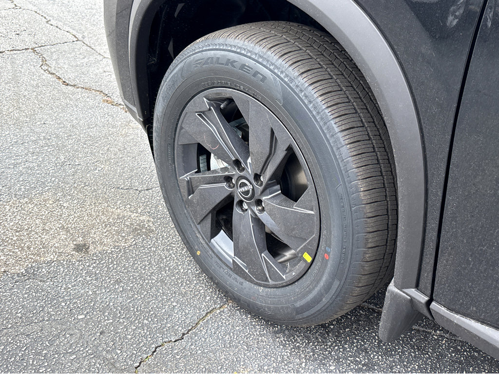 New 2026 Nissan Rogue SV image 26