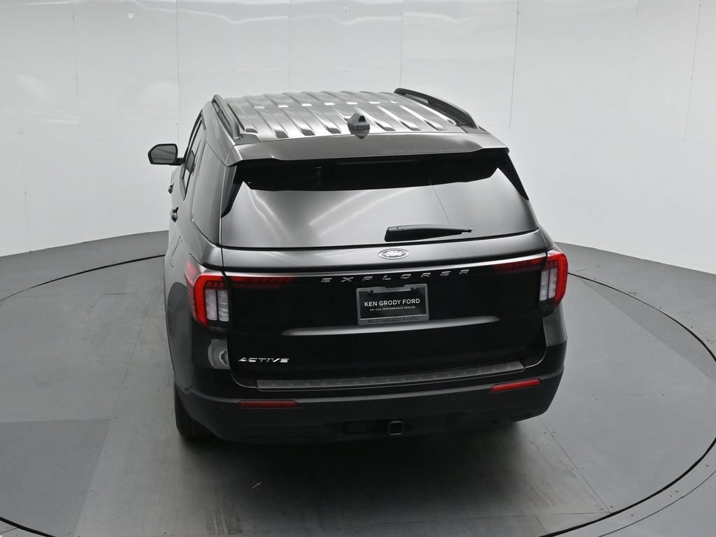 New 2026 Ford Explorer Active RWD image 41