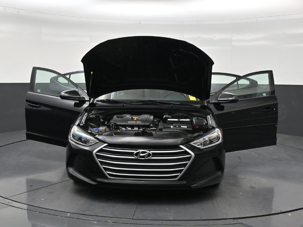 Used 2017 Hyundai Elantra SE FWD image 32