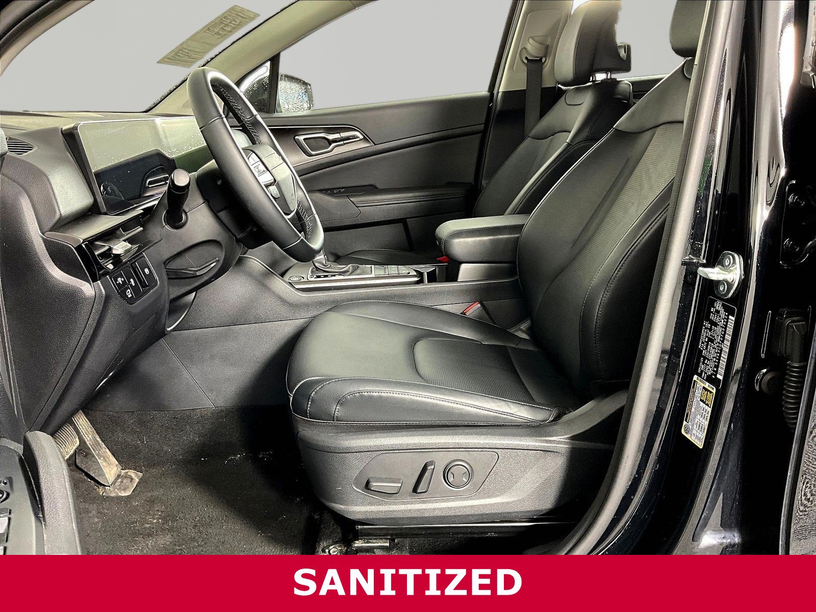 Used 2026 Kia Sportage EX AWD/4WD image 19