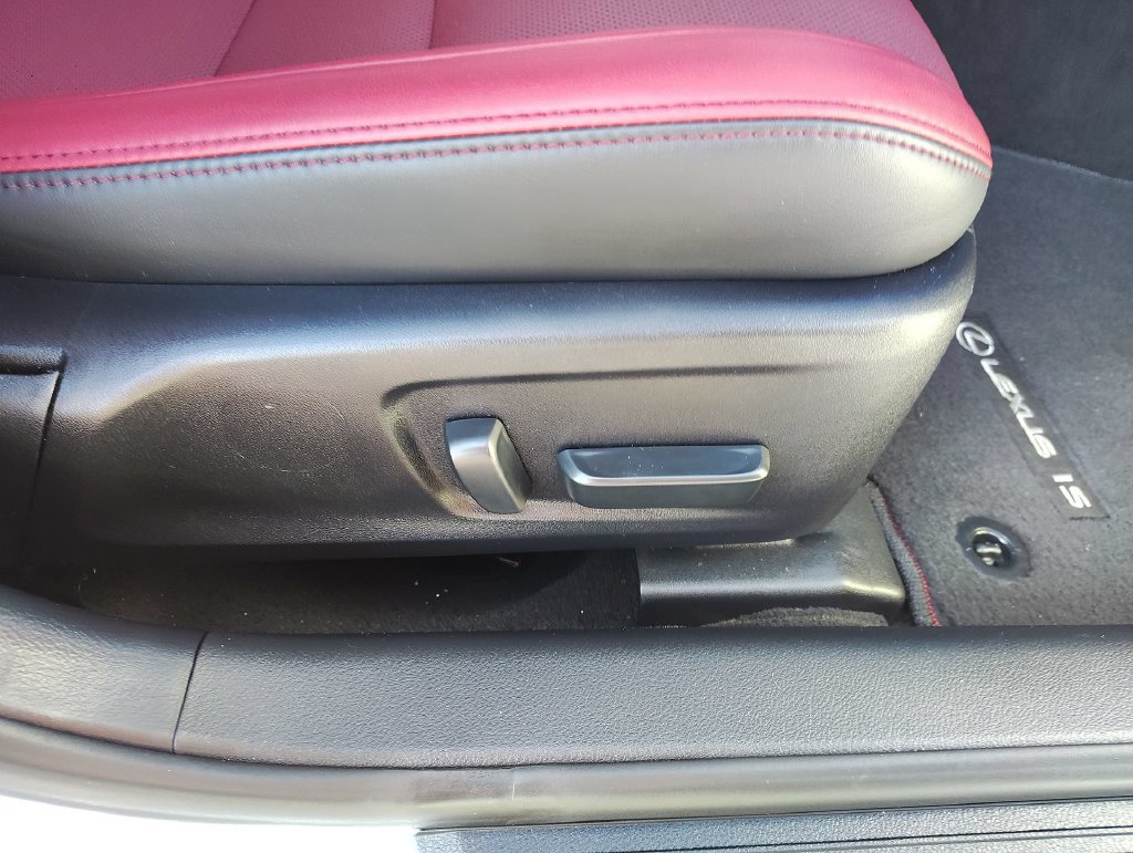 Used 2024 Lexus IS 350 F Sport RWD image 33