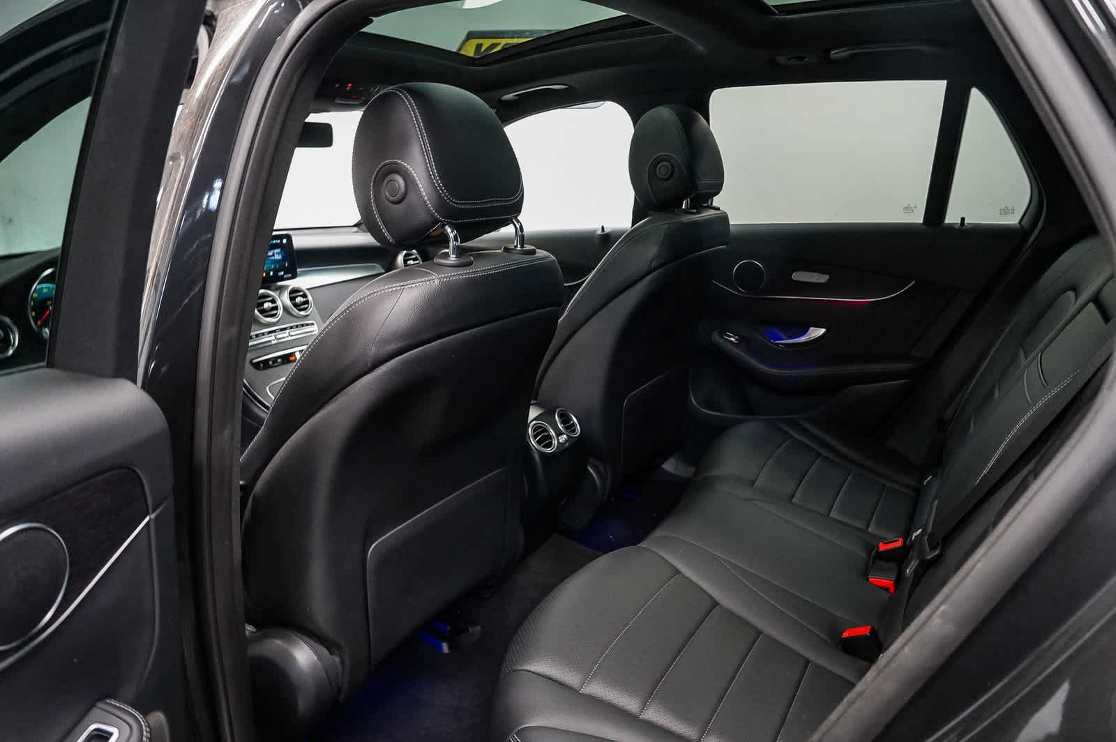 Used 2022 Mercedes-Benz GLC 300 4MATIC image 19