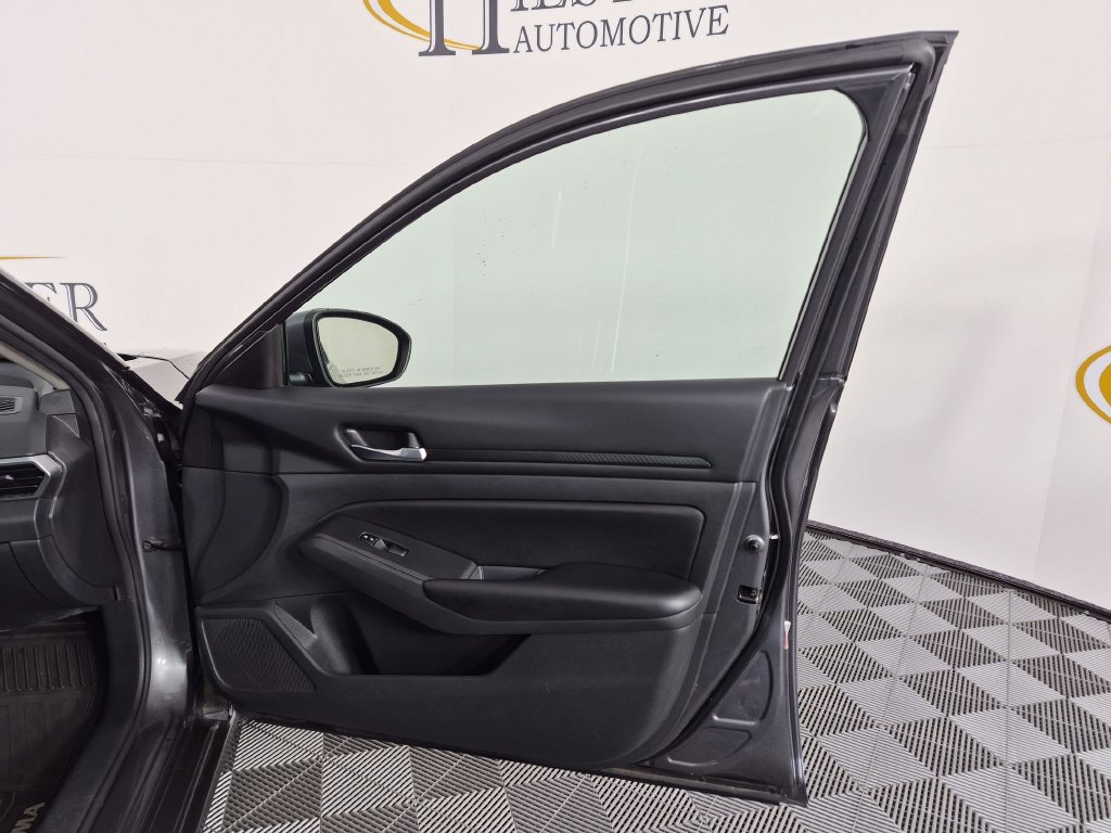 Used 2022 Nissan Altima 2.5 S FWD image 34