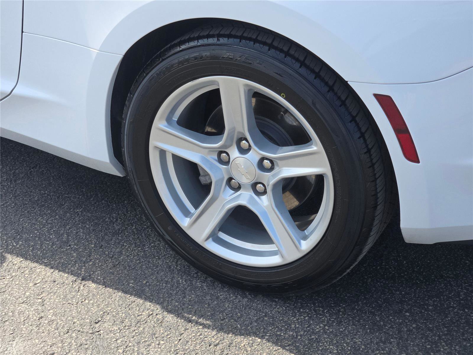 Used 2023 Chevrolet Camaro LT image 15