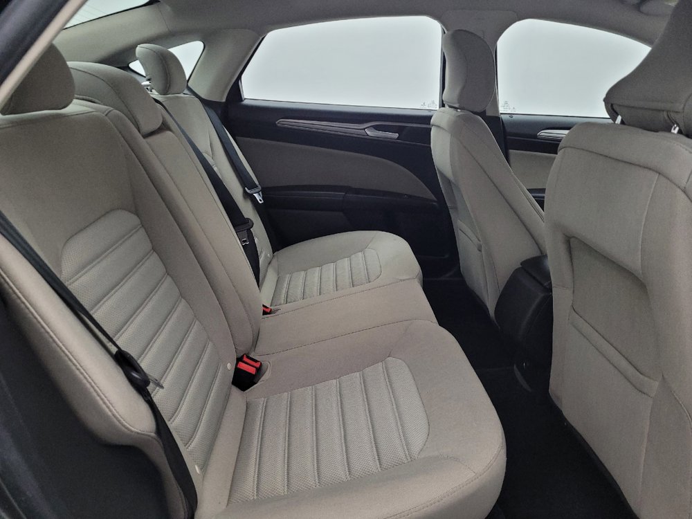 Used 2018 Ford Fusion S image 19